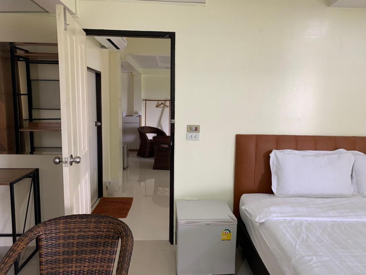 Petchsiri Room เพชรสิริรูม Ban Sai Mai Exterior photo